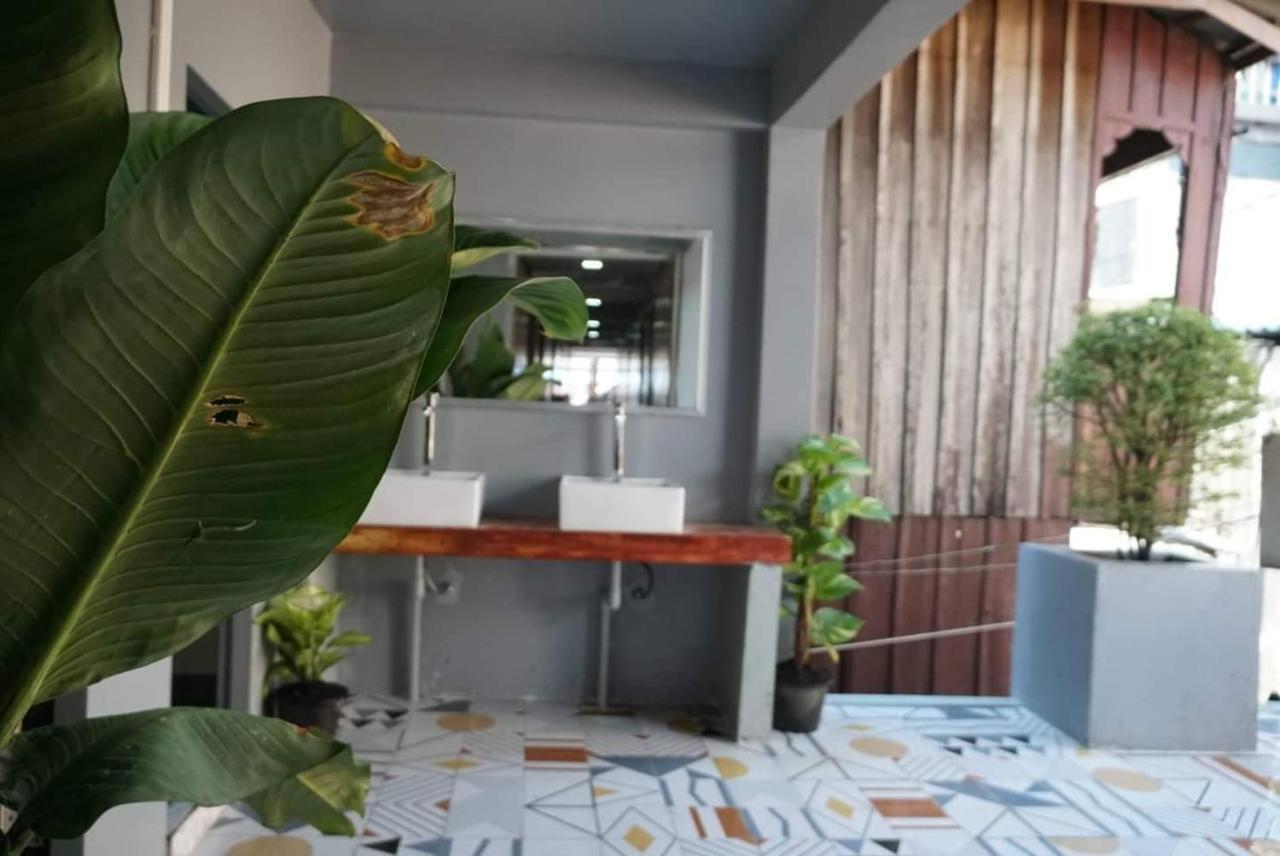 White Rose Guesthouse Kaoh Touch Esterno foto
