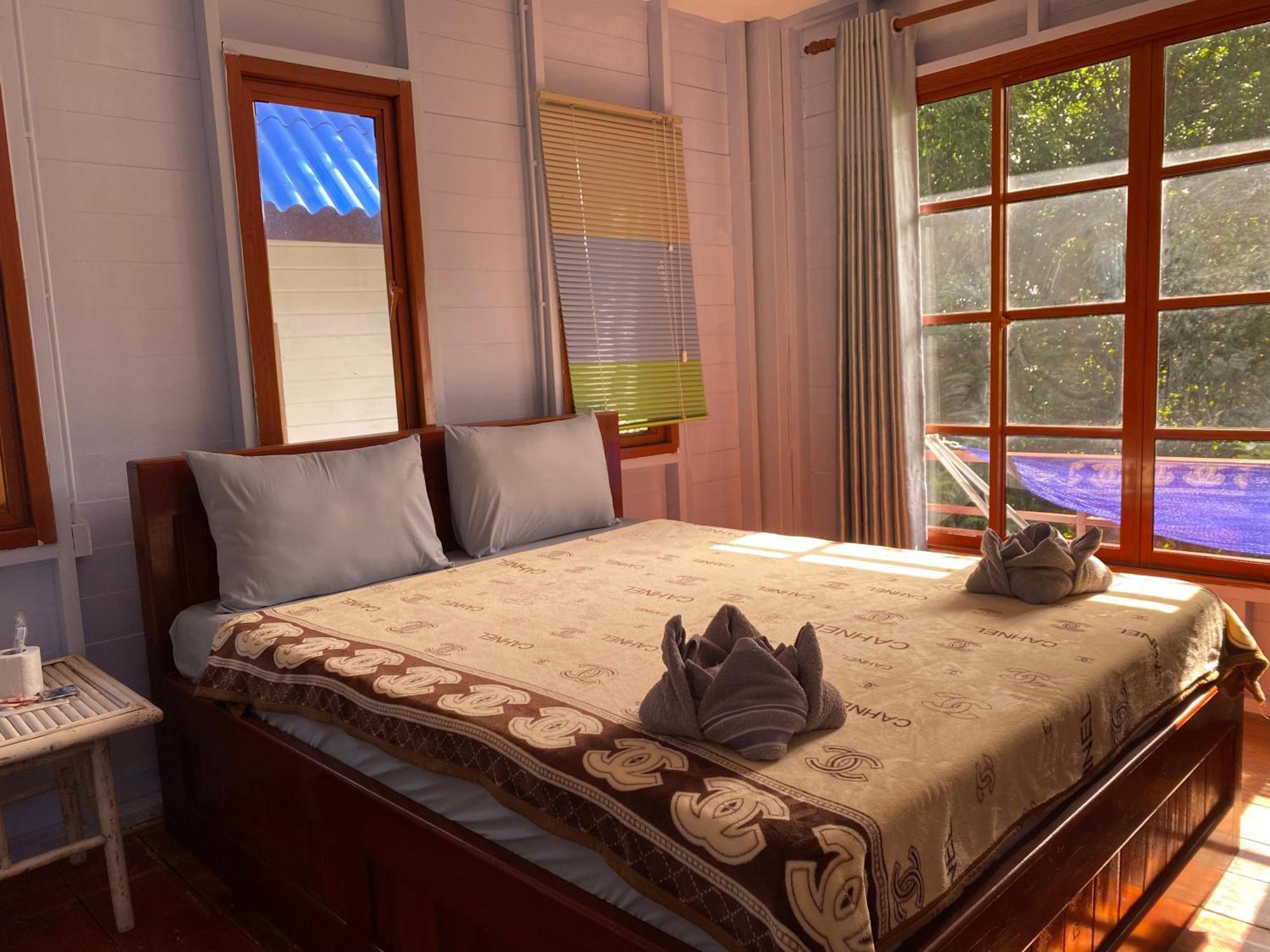 White Rose Guesthouse Kaoh Touch Esterno foto